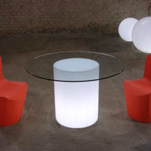 Arthur Table by Slide