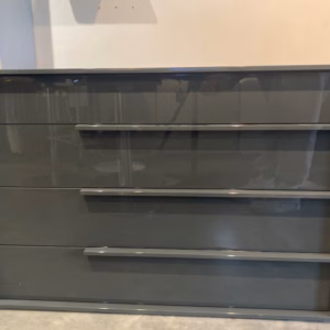 Jesse Chest of 4 Drawers 