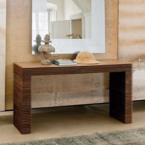 Linka Console by Porada
