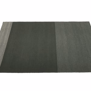 Varjo Rug by Muuto